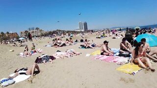 4K Beach Walk - Barcelona Spain - Sant Miquel Beach - 2022