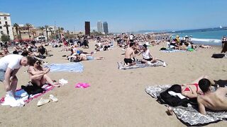 4K Beach Walk - Barcelona Spain - Sant Miquel Beach - 2022