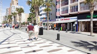 BENIDORM ???????? LEVANTE BEACH BARS MAY 2022 Costa Blanca Spain Walking Tour 4K