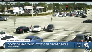 Good Samaritans help Boynton Beach driver who suffers medical episode