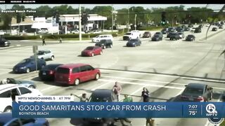 Good Samaritans help Boynton Beach driver who suffers medical episode