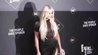 Is Scott Disick Actually FLIRTING With Khloé Kardashian? | E! News