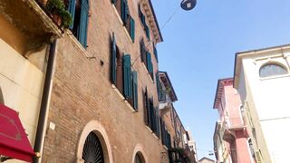 eating around Verona in 3 minutes | Verona travel vlog 2022