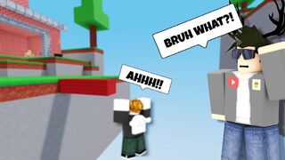 I Met This NOOB Failing to Run in ROBLOX BEDWARS!!