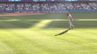 Phillies SP, Ranger Suárez pre-game stretching. 5.14.22.