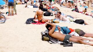 Barcelona beach walk 2022/ beach Nova Icaria ????????????Spain best beaches