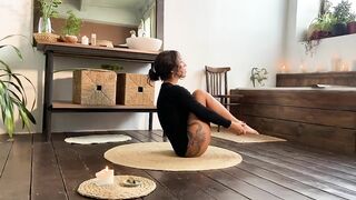 Spirituality Yoga & Gymnastics at Home with Thais