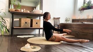 Spirituality Yoga & Gymnastics at Home with Thais