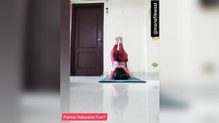 Parsva Halasana Asana #monafitnesst #halasana#hathayoga #parsvahalasana#legsworkout #stretching#fit