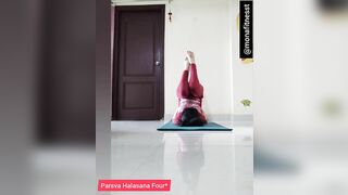 Parsva Halasana Asana #monafitnesst #halasana#hathayoga #parsvahalasana#legsworkout #stretching#fit