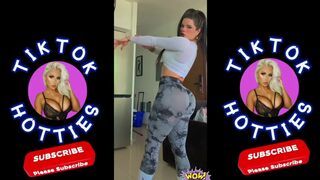 Twerk TikTok Challenge | Boom Boom TikTok | THE MOON LIGHTS UP #Shorts #Twerk ????????????????️????️