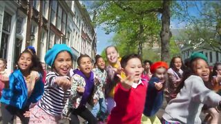 Kinderen voor Kinderen | Avond4daagse (Officiële videoclip)