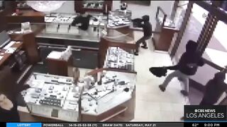 Huntington Beach jewelry store targeted for smash-and-grab robbery