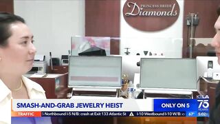 Jewelry store employees repel smash-and-grab attempt