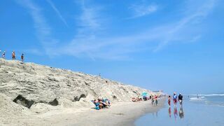 First Wildwood Beach Day of the Year - LIVE