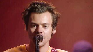 Harry Styles - Wet Dream (Wet Leg cover) in the Live Lounge