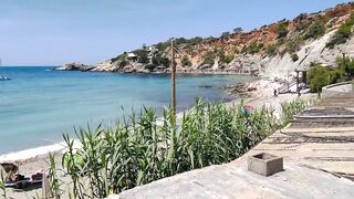 Ibiza 2022: Cala d'Hort Beach | Playa de Cala d'Hort | Verano in Ibiza [4k]