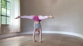 Standing Splits, Middle Splits, Handstand, & Super Solider Yoga Free Flow