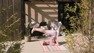 Yoga Art and Stretching | Morning yoga | Yoga for beginners