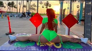 Tinze twerks around Venice / Cpr - CupcaKKE