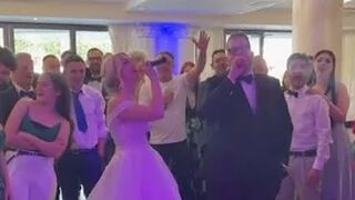 Il karaoke al matrimonio - Aspettative Vs Realtà | TikTok MomoeKika