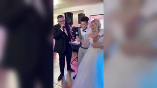 Il karaoke al matrimonio - Aspettative Vs Realtà | TikTok MomoeKika