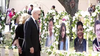 Pres. Biden and first lady travel to Uvalde to honor victims of shooting at Robb Elementary