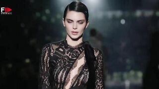 KENDALL JENNER SENSUAL LOOK - Fashion Channel Chronicle