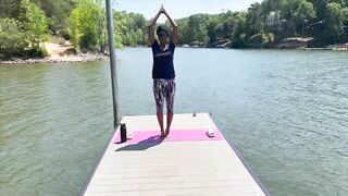 YOGA GRATITUDE FLOW | MORNING STRETCHING | WATER MEDTITATION