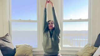 Do these 4 feel good Stretches everyday | Morning Routine