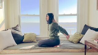 Do these 4 feel good Stretches everyday | Morning Routine