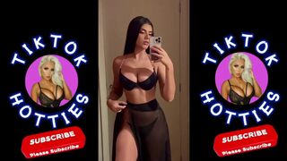 Twerk TikTok Challenge | Boom Boom TikTok | THE SKIRT IS JUST GREAT #Shorts #Twerk ????????????????️????️