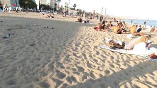 Beach walk / Walking Tour playa la barceloneta Barcelona / Spain