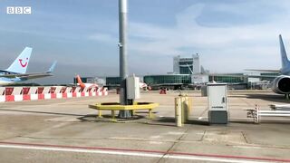 Holidaymakers facing travel disruption as flights cancelled at UK airports – BBC News