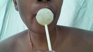 Lollipop Fun : onlyfans/baldgirlbold