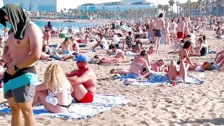 Barcelona beach walk 2022 / beach Sant Sebastia ????️????????Spain best beaches