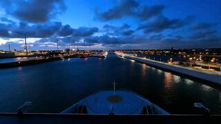 Celebrity Silhouette - Ijmuiden Sealock May 2022