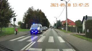 Potrącenie pieszego na oczach policji i ucieczka @Polski Chodok