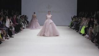 Models CAN'T WALK in huge wedding dresses during Maram Borhan Fall/Winter 2022-23 Fashion Show