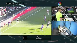 Resumen de Valencia CF vs FC Barcelona (1-4)