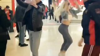 TikTok DANCE TWERK