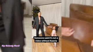 Gabrielle Union and her daugther Kaavia James Union Wade do the Beyonce Drop Challenge❤️????????