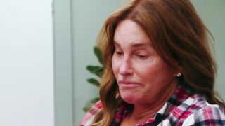 Caitlyn Jenner Beautifully Explains Being Transgender | Celebrity Big Brother Australia | E4