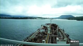 Antarctic icebreaker not yet cleared to travel under Hobart's Tasman Bridge | ABC News