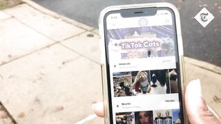 Russians and Ukrainians fight for likes in the first TikTok war