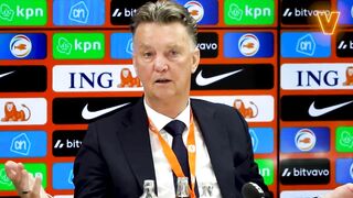 Valentijn en Van Gaal clashen op persconferentie: 'We stoppen hiermee, het is walgelijk'