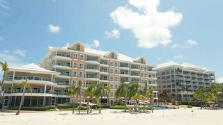 Oceanfront Home in Seven Mile Beach, Grand Cayman, Cayman Islands | Sotheby's International Realty