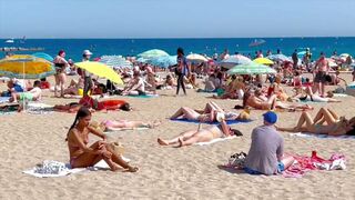 Barcelona beach walk/ beach Barceloneta????what a hot beach day????️