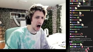 xQc stream gone uncontrollable by every voices everywhere and cries asking for Mods Help