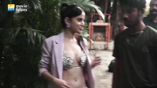 Urfi Javed Reacts On Trollers For Wearing Flower Bikini Without Any Artificial Clothes